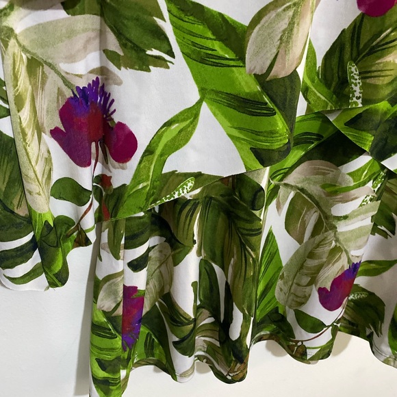 Women Tropical Dress MP Medium Petite Sleeveless Layered Green Flowers Dress - Picture 11 of 16